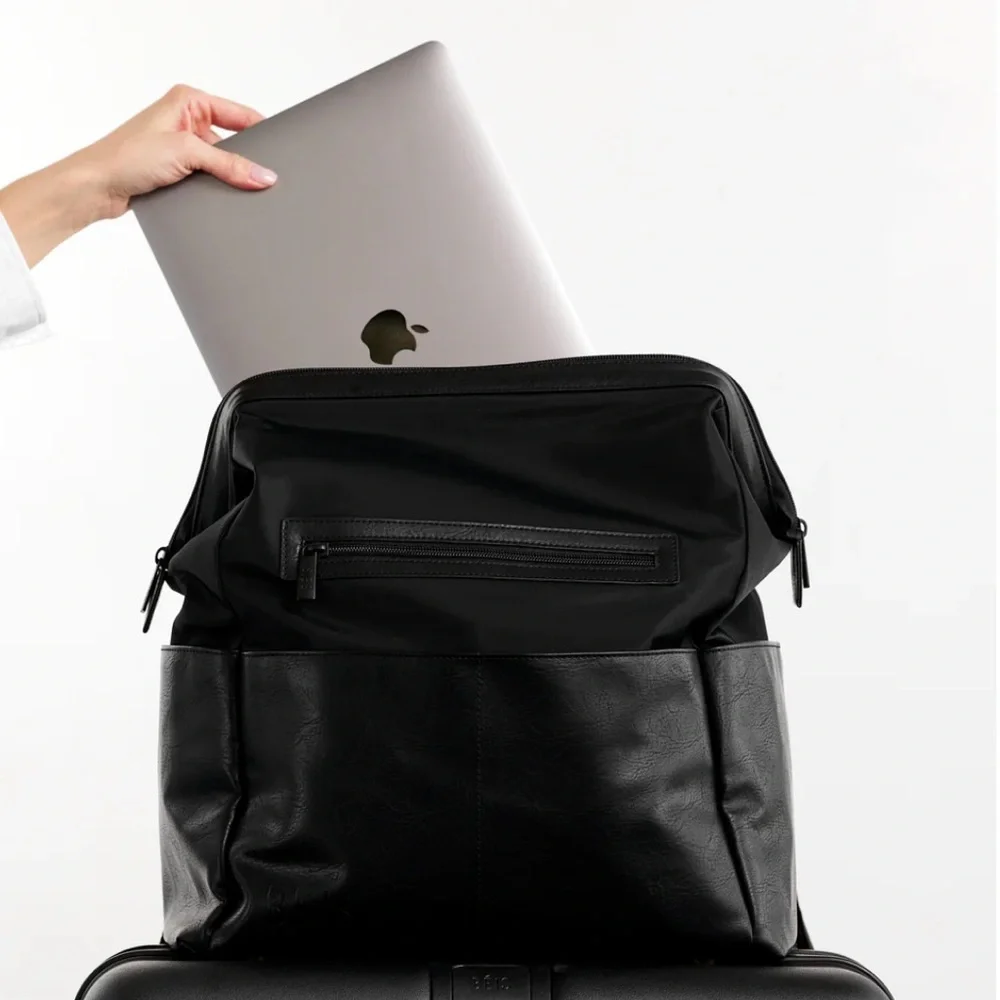 BIES The Backpack Diaper Bag in Black - Picture 8 of 16